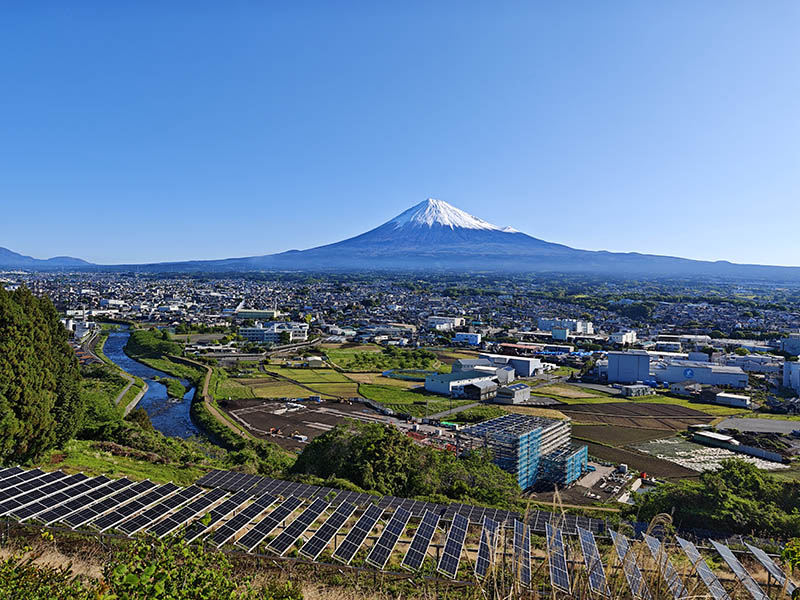 【メディア掲載】静岡県の農光一体事例が「EARTH JOURNAL」4月号に紹介されました