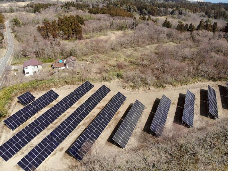 【施工事例】秋田県・男鹿市の沿岸エリアに「重塩害仕様」の太陽光架台を納入！